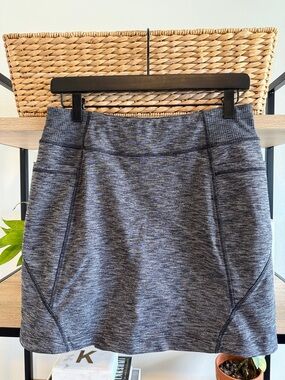 Athleta Mid-Rise Space Dye Outer Pocket Skort Short Skirt, S